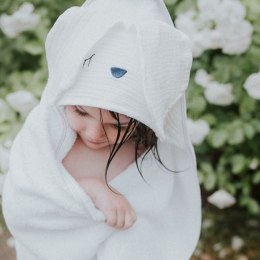 Hi Little One ręcznik okrycie kąpielowe z kapturem 100x100 cm SLEEPY BUNNY White